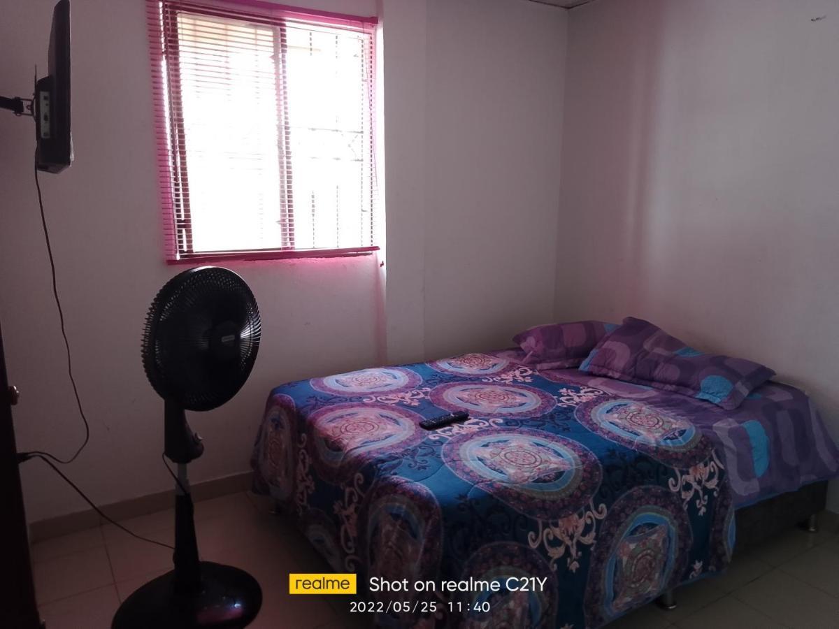 Cat Family Lodging Apartment Cartagena Екстериор снимка