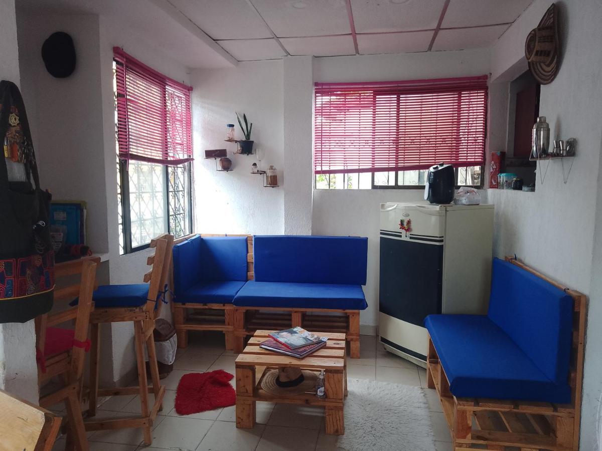 Cat Family Lodging Apartment Cartagena Екстериор снимка