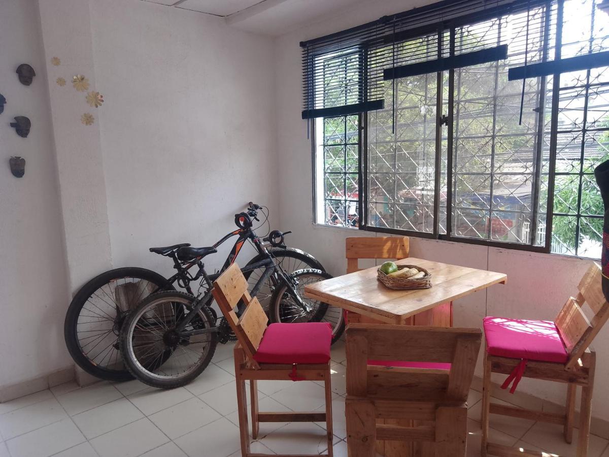 Cat Family Lodging Apartment Cartagena Екстериор снимка