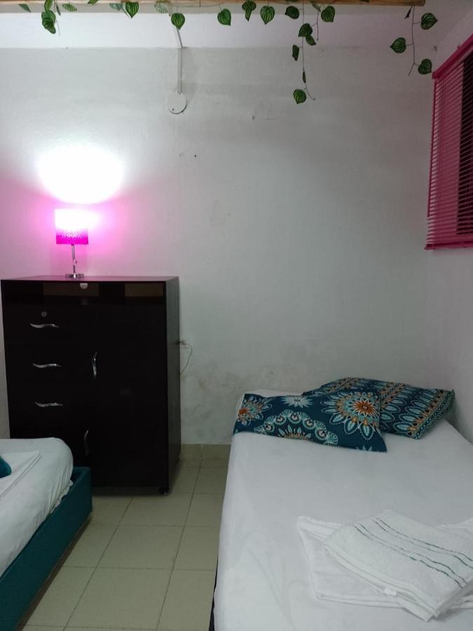 Cat Family Lodging Apartment Cartagena Екстериор снимка