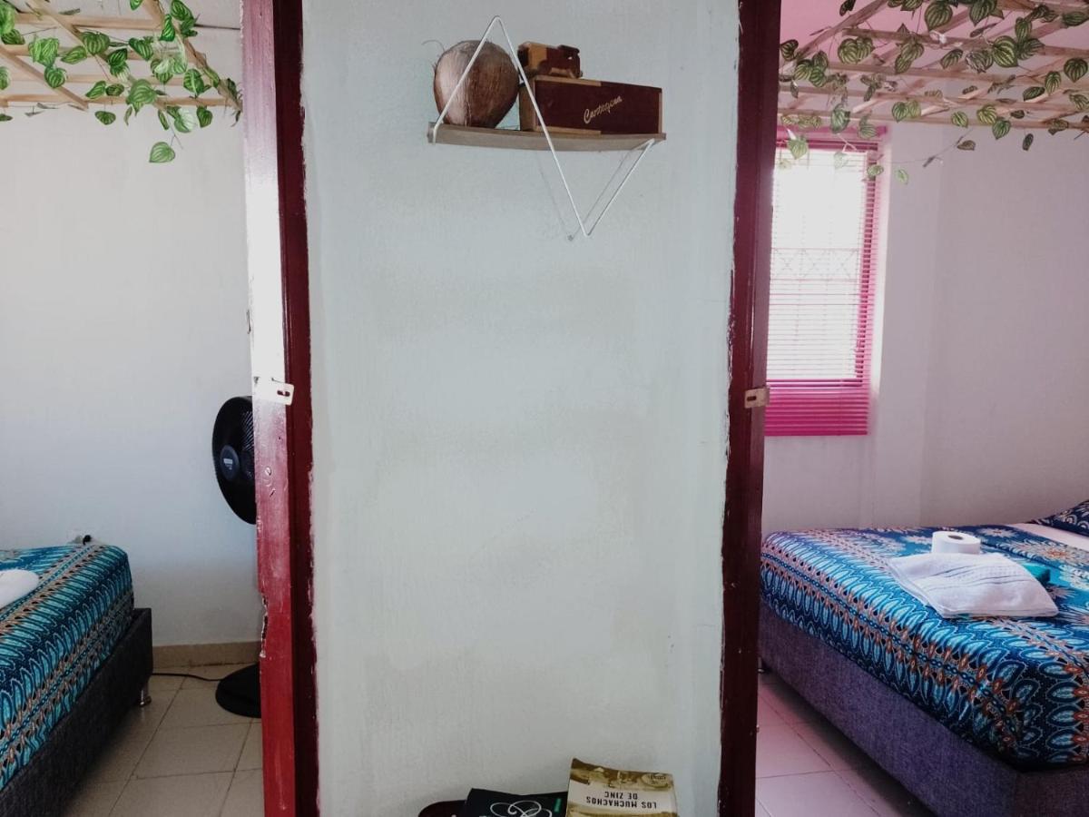 Cat Family Lodging Apartment Cartagena Екстериор снимка